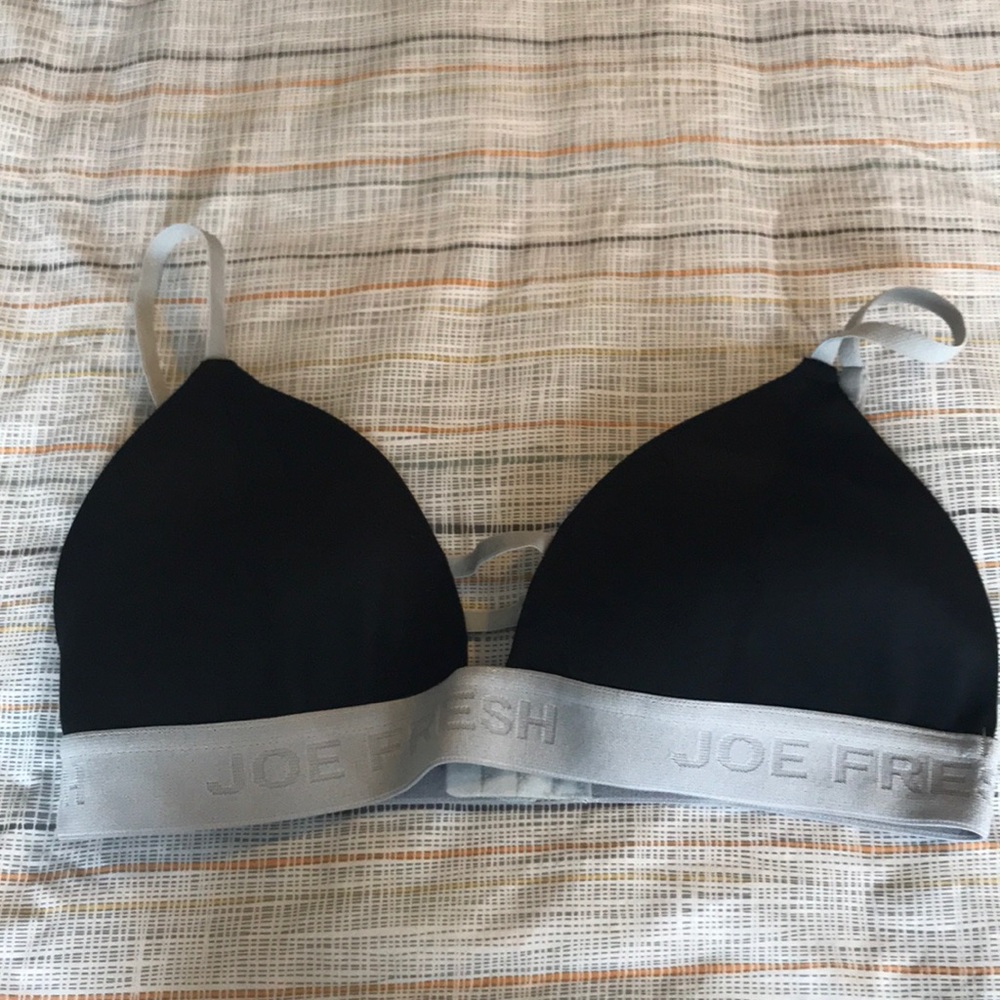 Joe Fresh sports bra